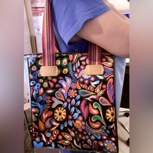 A consuela chica tote. 12x14x4.